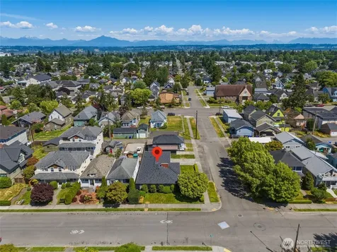 1931 Hoyt Avenue Everett WA 98201