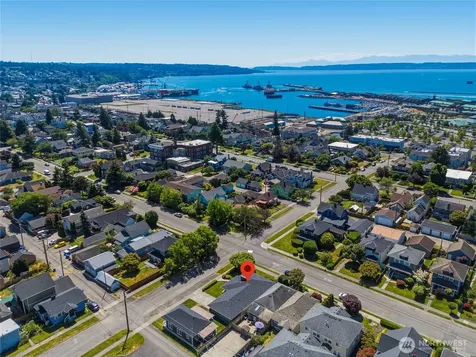 1931 Hoyt Avenue Everett WA 98201