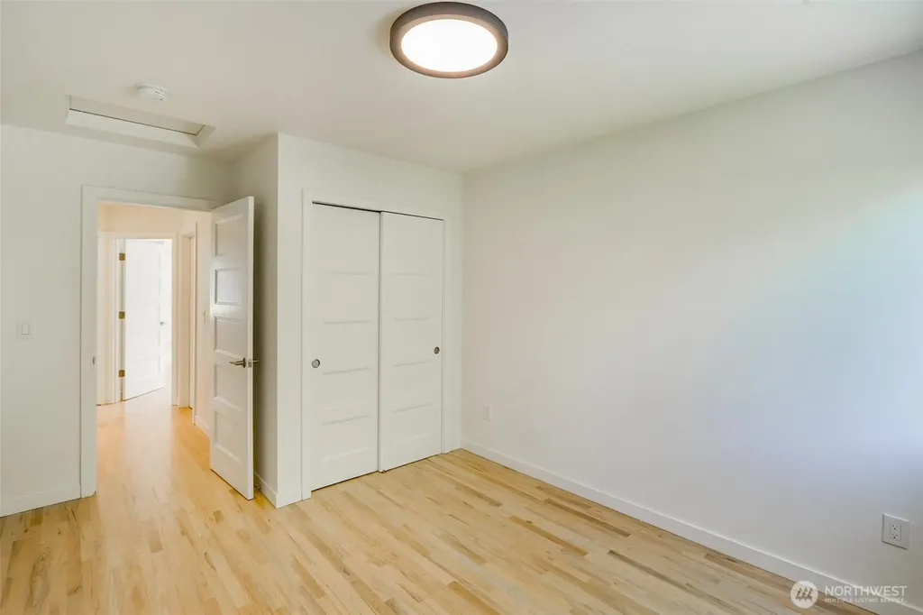 1622 Monroe Avenue NE Renton WA 98056