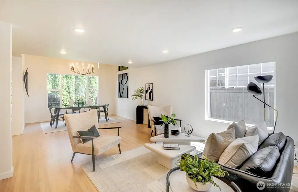 1622 Monroe Avenue NE Renton WA 98056