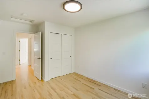1622 Monroe Avenue NE Renton WA 98056