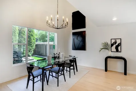 1622 Monroe Avenue NE Renton WA 98056