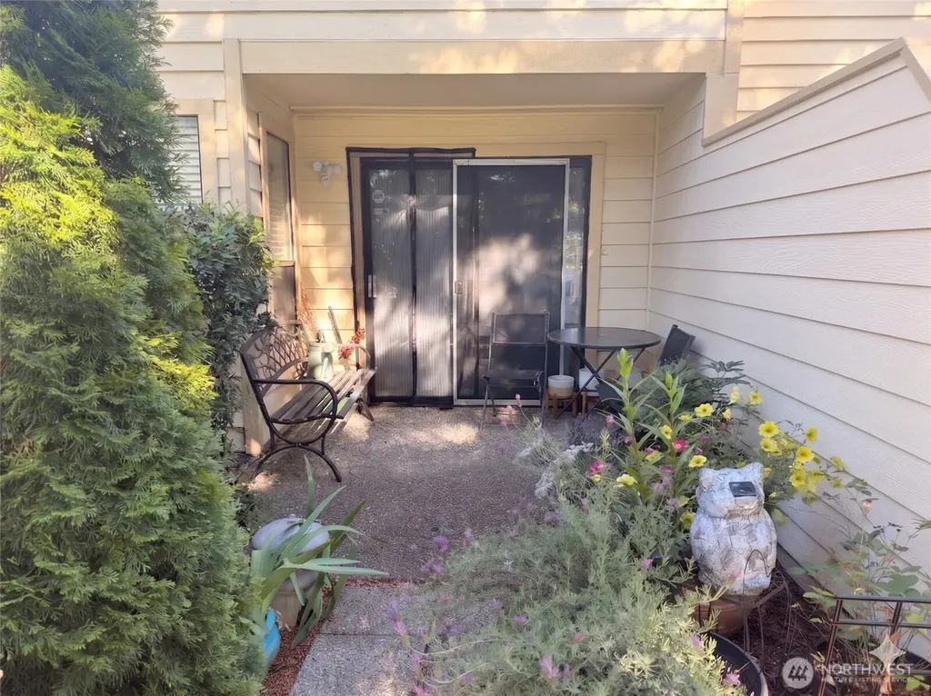 24931 109th Place SE Kent WA 98030