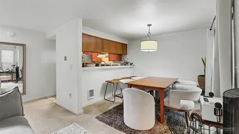 24931 109th Place SE Kent WA 98030