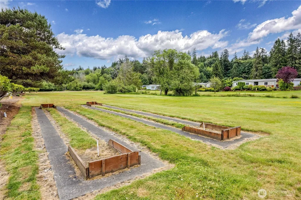 574 NW Silver Glen Lane Bremerton WA 98311