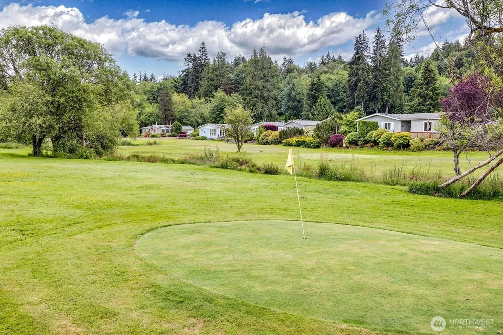 574 NW Silver Glen Lane Bremerton WA 98311