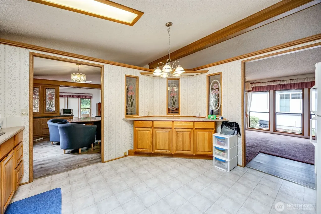 574 NW Silver Glen Lane Bremerton WA 98311