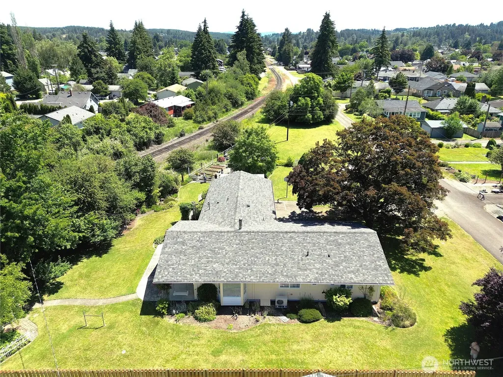 1015 W Fifth Street Centralia WA 98531