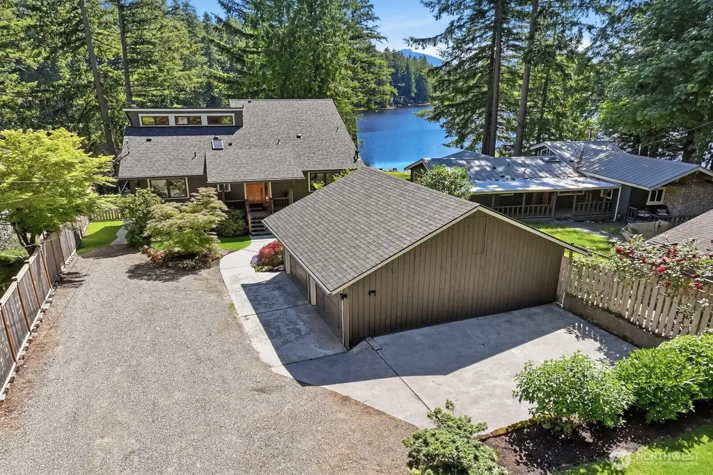 7426 337th Place SE Fall City WA 98024