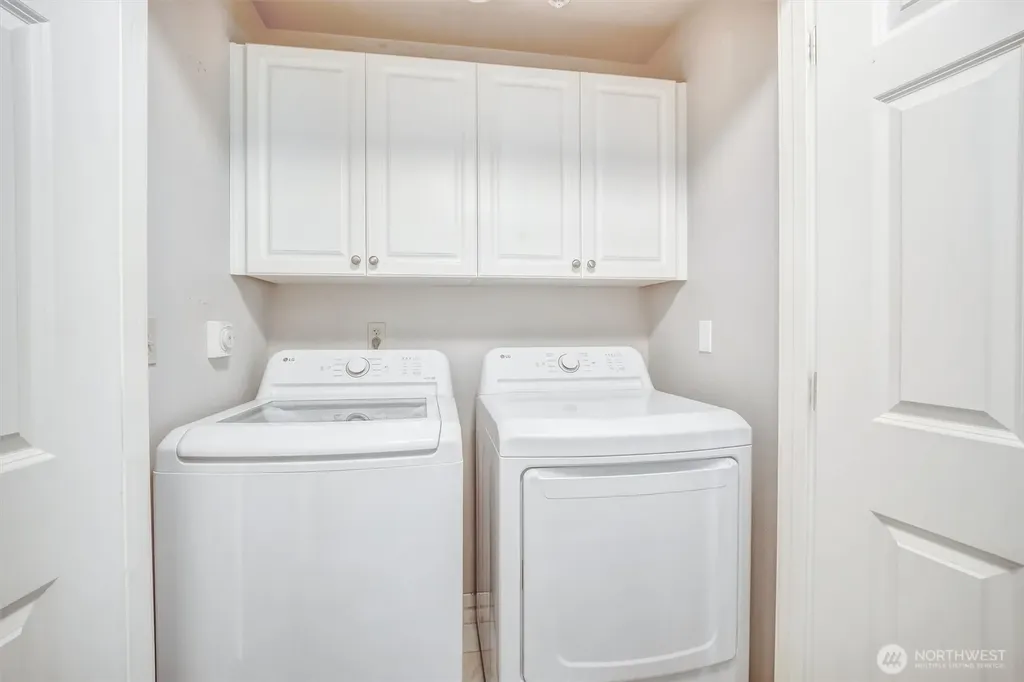 4319 NE 5th Court Renton WA 98059