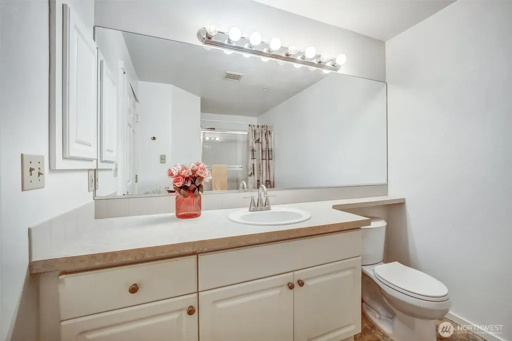 4319 NE 5th Court Renton WA 98059