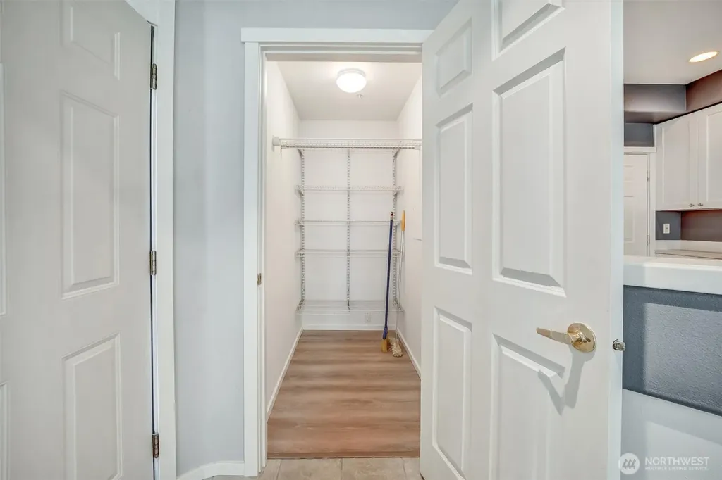 4319 NE 5th Court Renton WA 98059