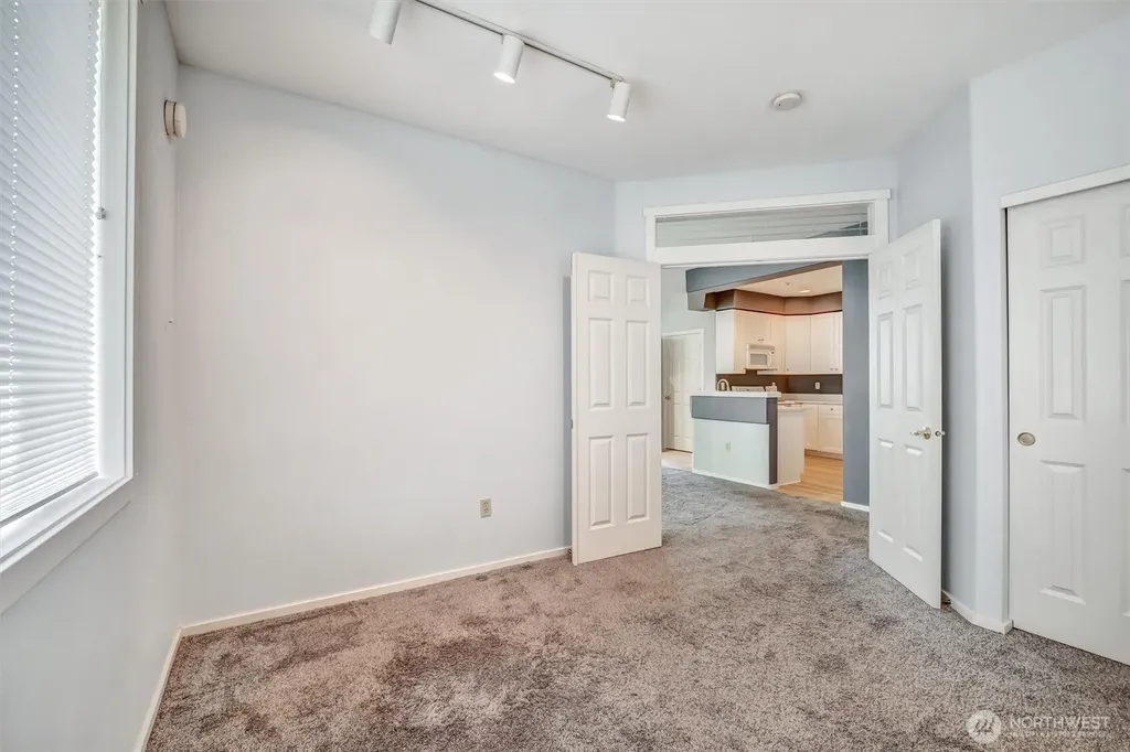 4319 NE 5th Court Renton WA 98059
