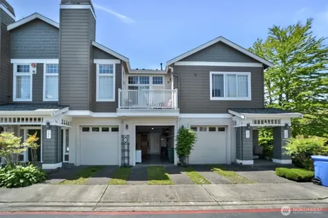 4319 NE 5th Court Renton WA 98059