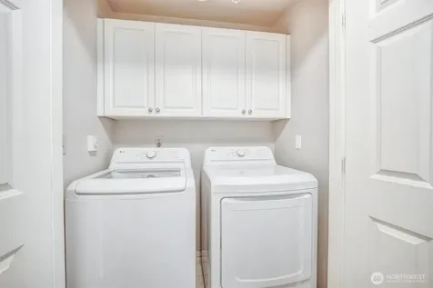 4319 NE 5th Court Renton WA 98059