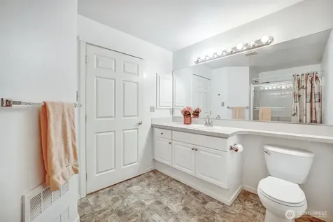 4319 NE 5th Court Renton WA 98059