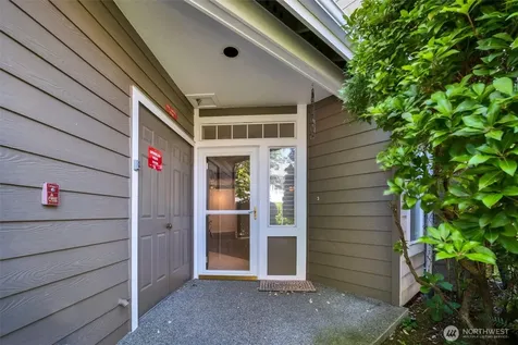 4319 NE 5th Court Renton WA 98059