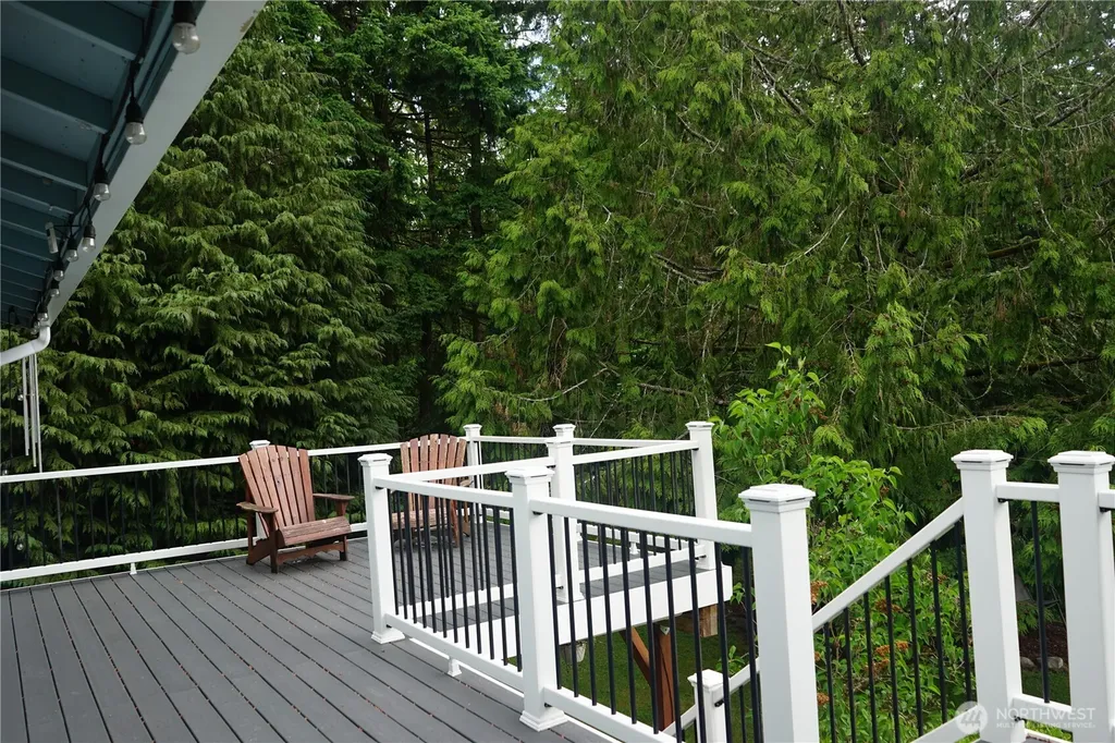 7733 Redstart Drive SE Olympia WA 98513