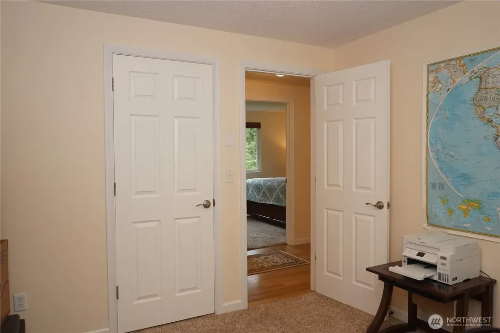 7733 Redstart Drive SE Olympia WA 98513
