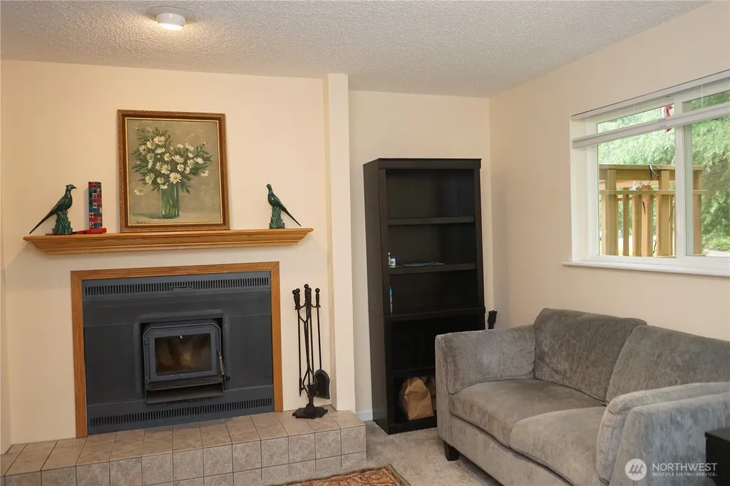 7733 Redstart Drive SE Olympia WA 98513