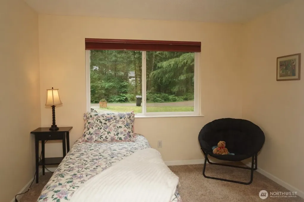 7733 Redstart Drive SE Olympia WA 98513