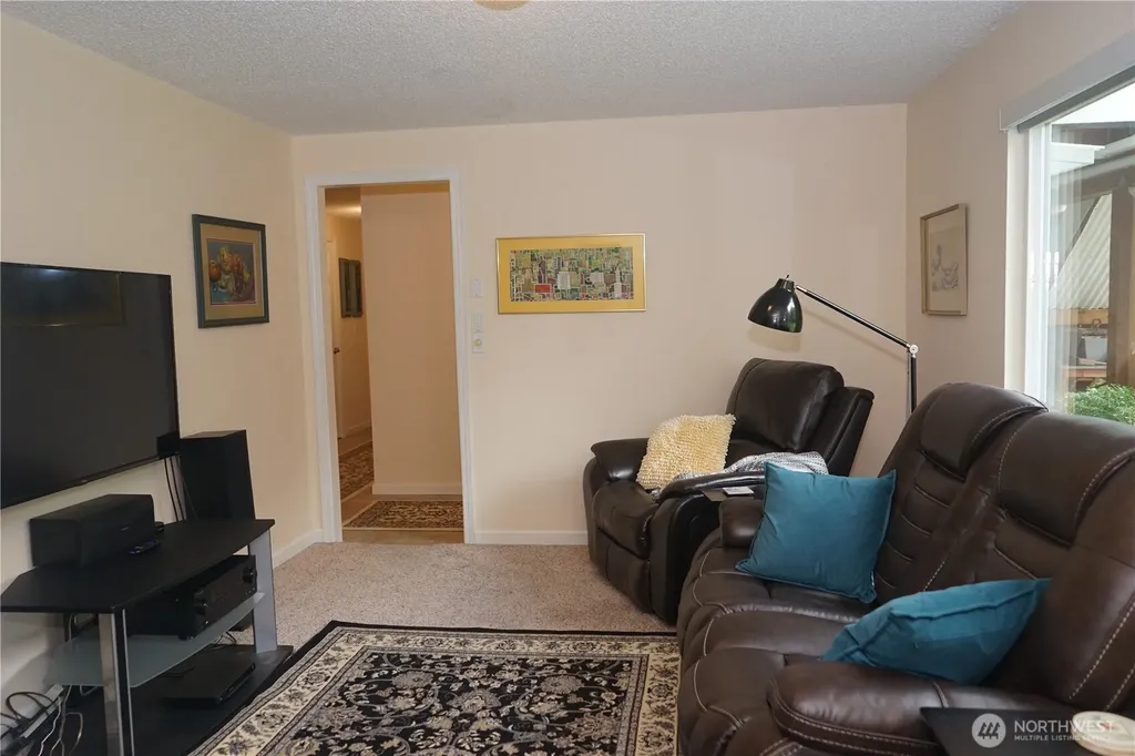 7733 Redstart Drive SE Olympia WA 98513