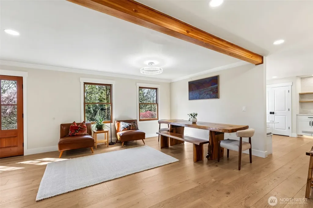7238 Lakemont Boulevard SE Bellevue WA 98006