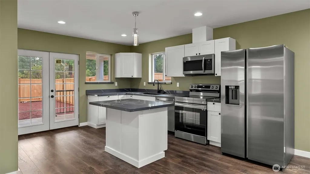 1014 E Delilah Rose Lane Westport WA 98595