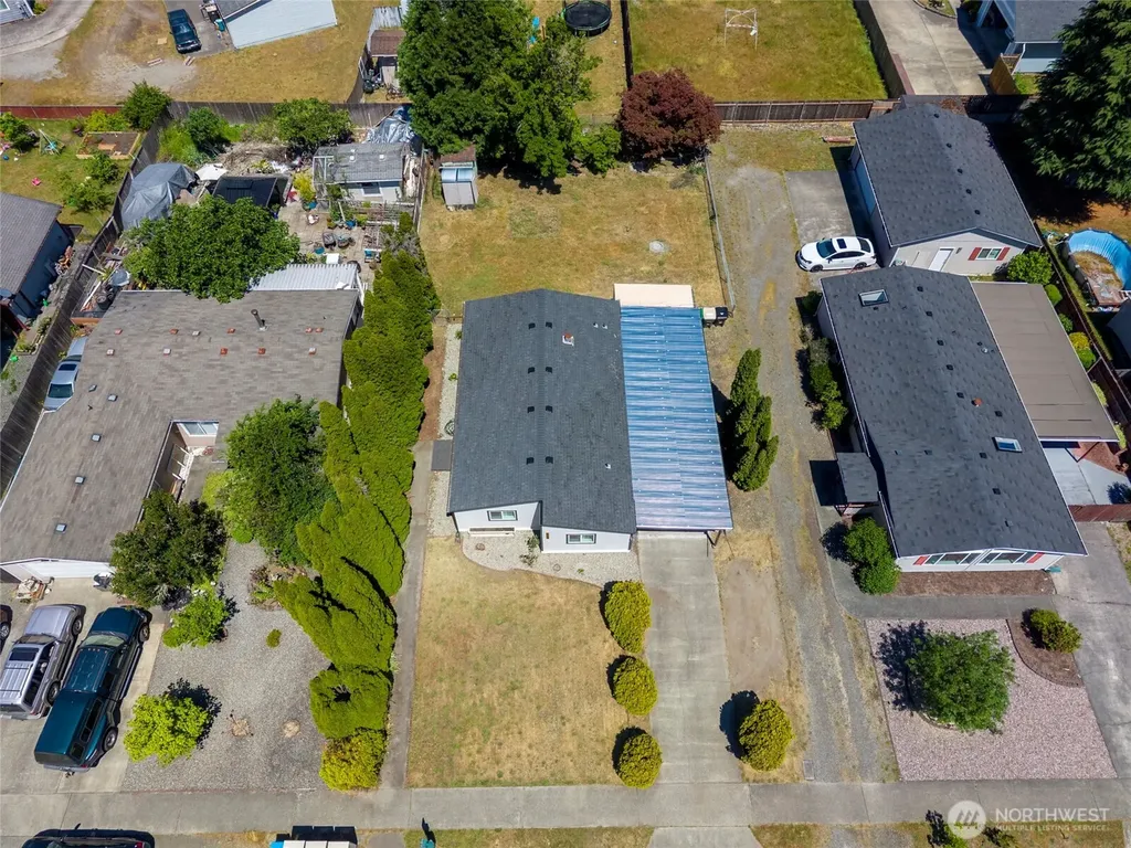 6652 5th Way SE Lacey WA 98503