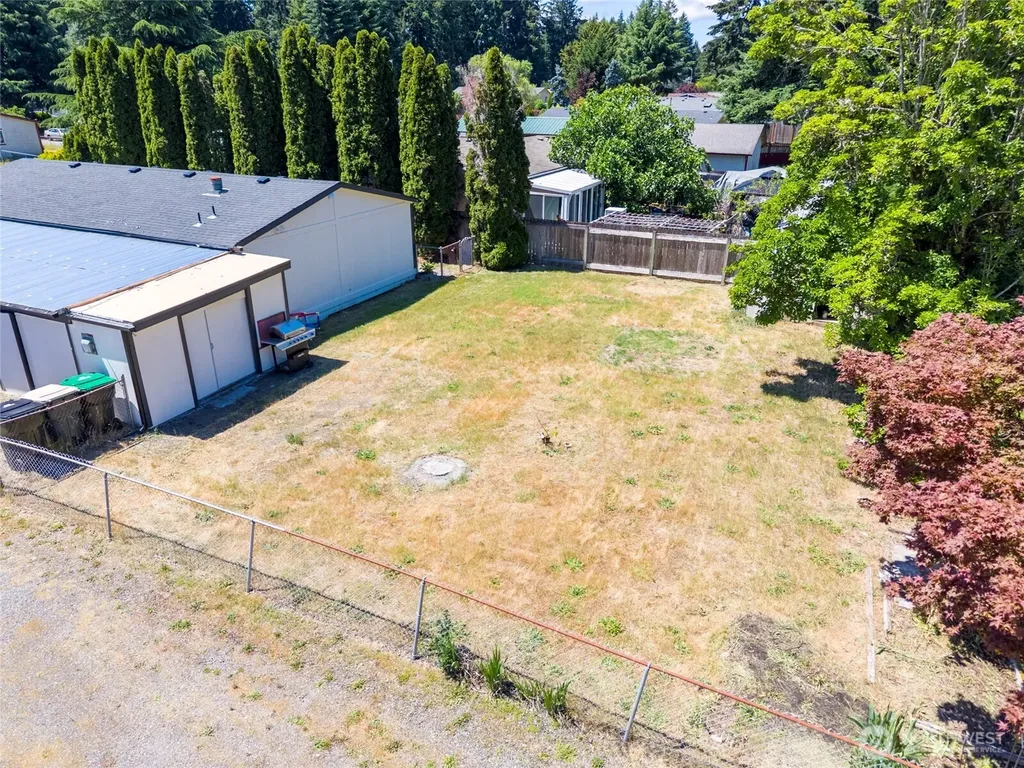 6652 5th Way SE Lacey WA 98503