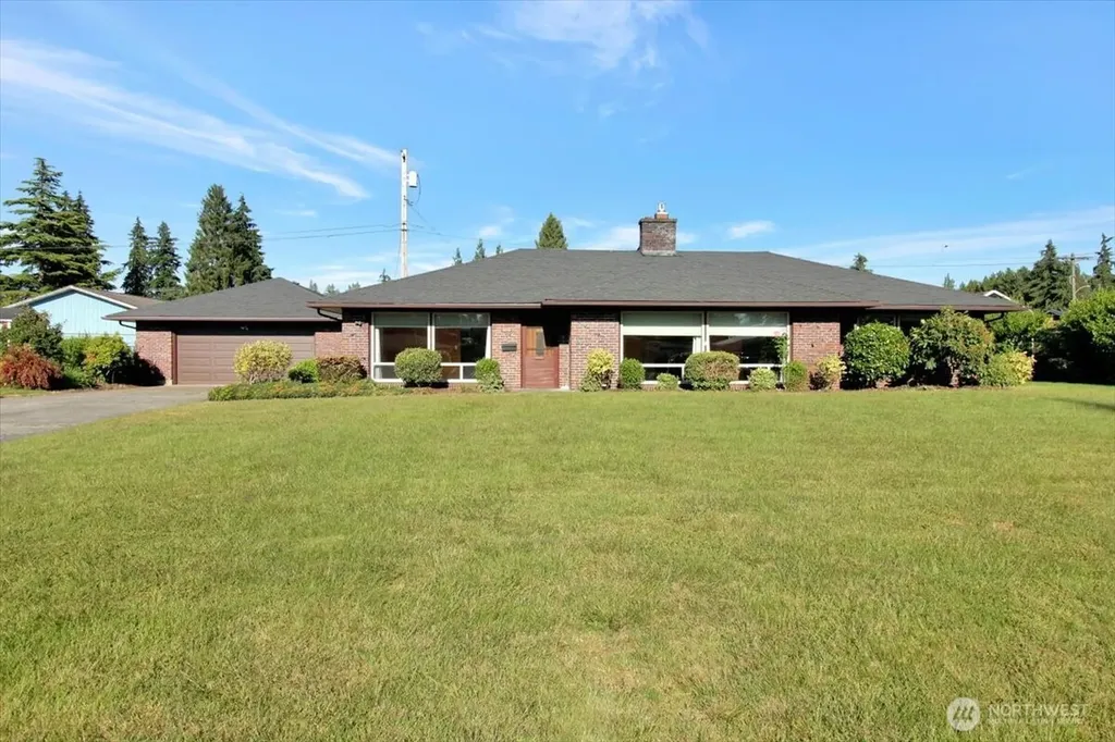 415 S Macleod Avenue Arlington WA 98223