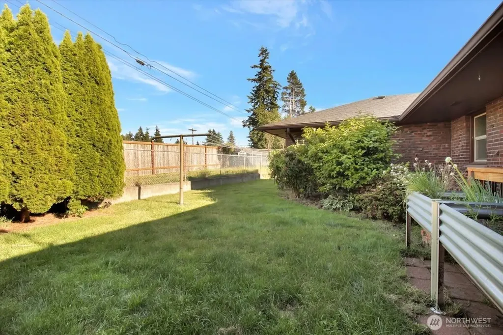 415 S Macleod Avenue Arlington WA 98223