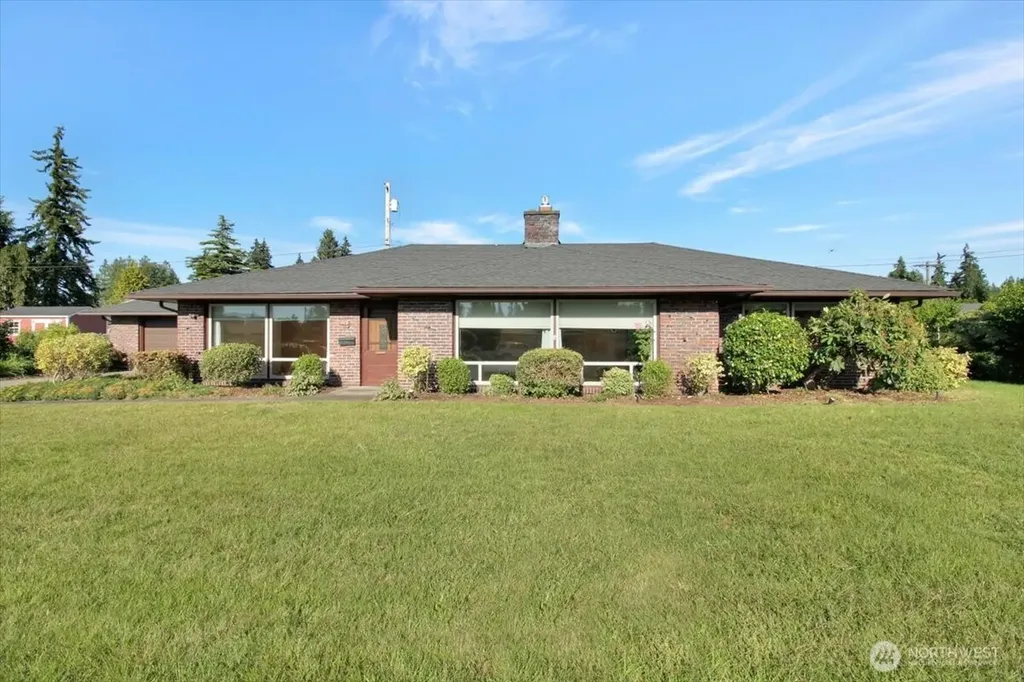 415 S Macleod Avenue Arlington WA 98223