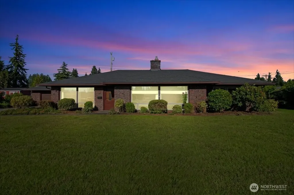 415 S Macleod Avenue Arlington WA 98223