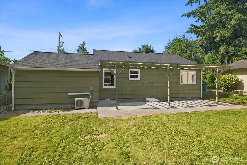 2110 Jackson Avenue NW Olympia WA 98502