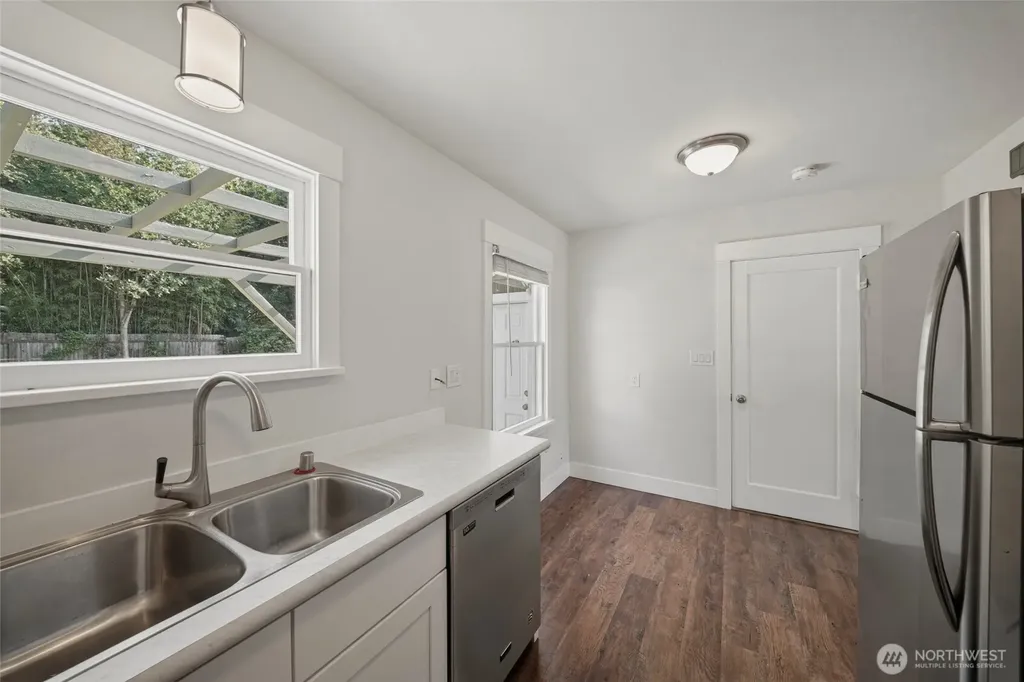 2110 Jackson Avenue NW Olympia WA 98502