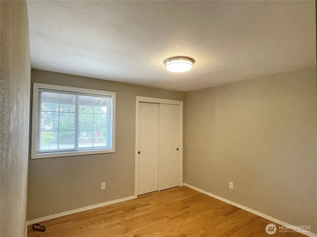 1988 Cascade View Drive Camano Island WA 98282