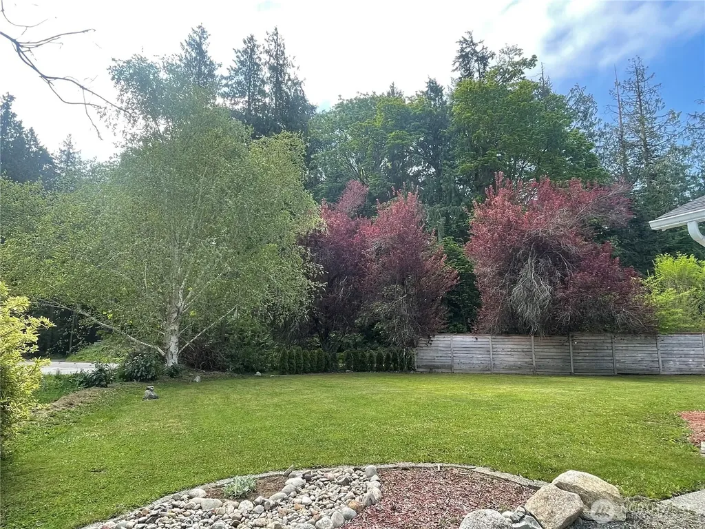 1988 Cascade View Drive Camano Island WA 98282