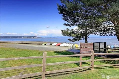 1988 Cascade View Drive Camano Island WA 98282