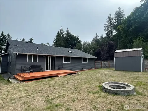 1988 Cascade View Drive Camano Island WA 98282