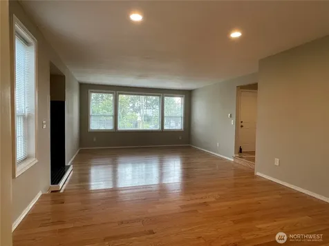 1988 Cascade View Drive Camano Island WA 98282