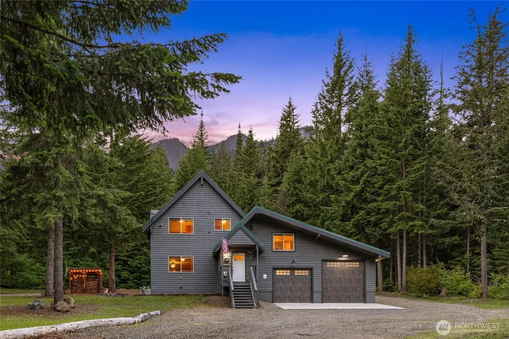 5451 Kachess Lake Road Easton WA 98925