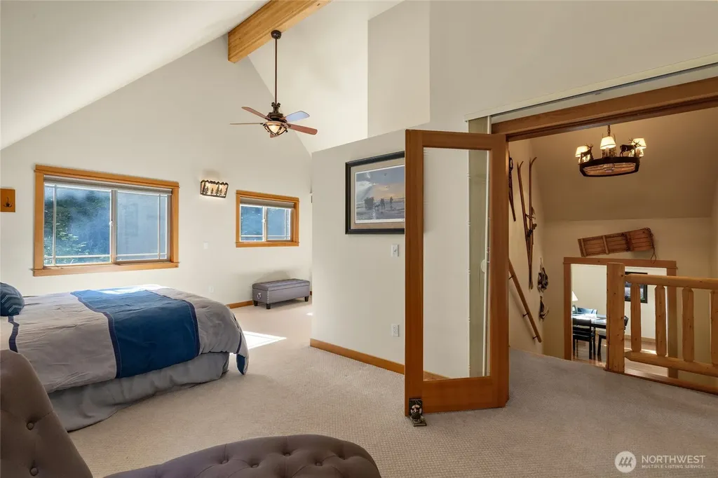 5451 Kachess Lake Road Easton WA 98925
