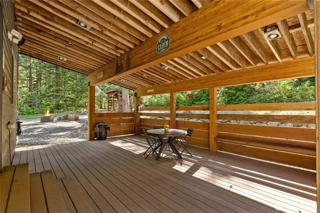 5451 Kachess Lake Road Easton WA 98925