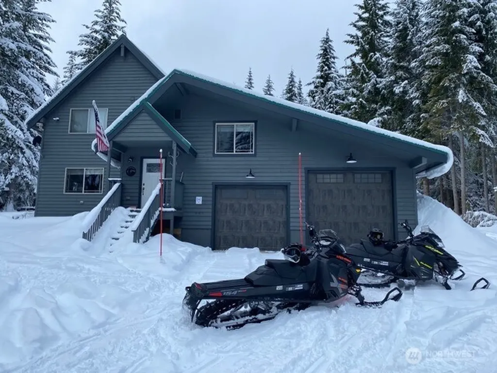 5451 Kachess Lake Road Easton WA 98925