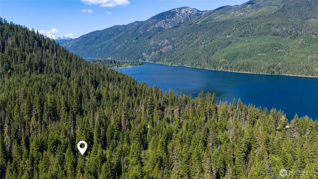 5451 Kachess Lake Road Easton WA 98925