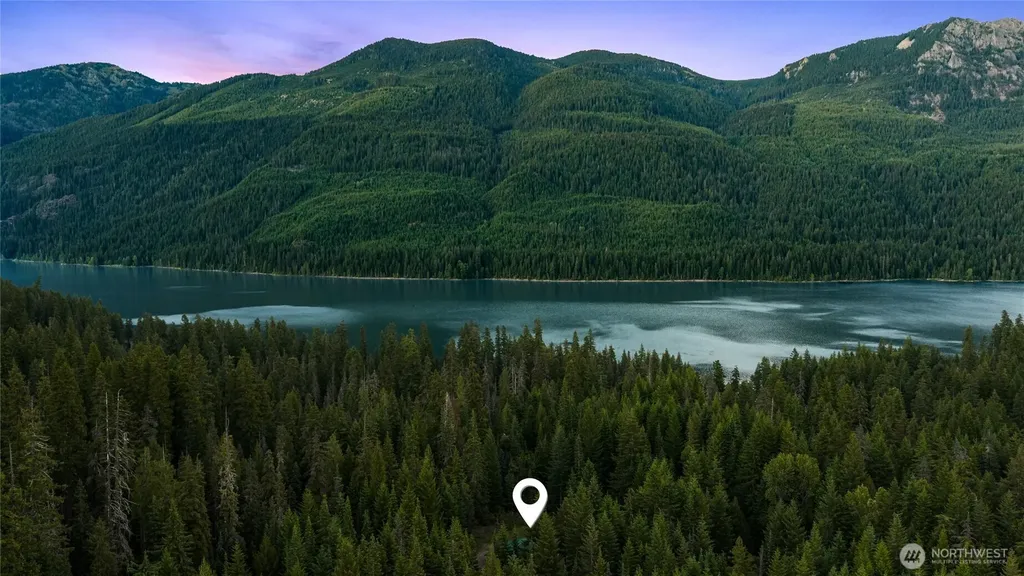 5451 Kachess Lake Road Easton WA 98925
