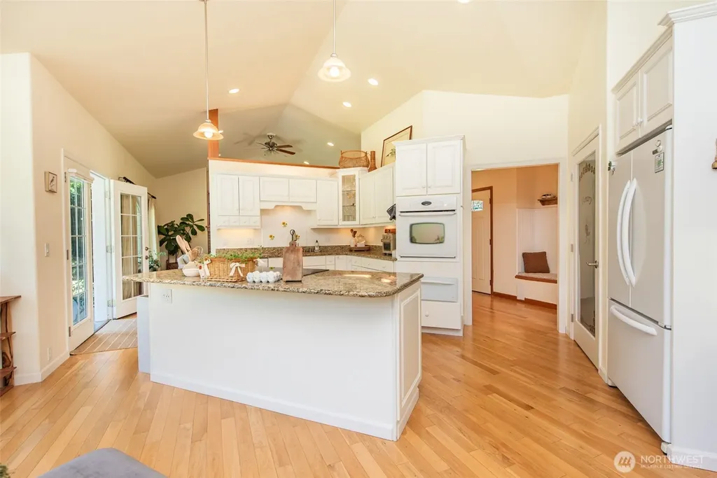 142 Charles Way Sequim WA 98382