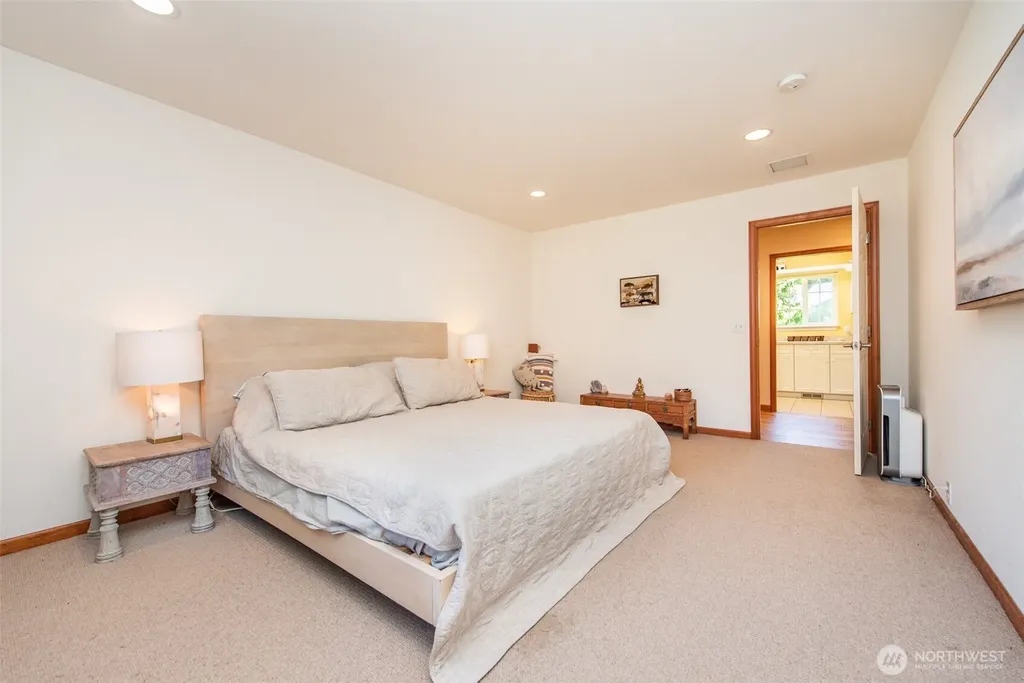 142 Charles Way Sequim WA 98382