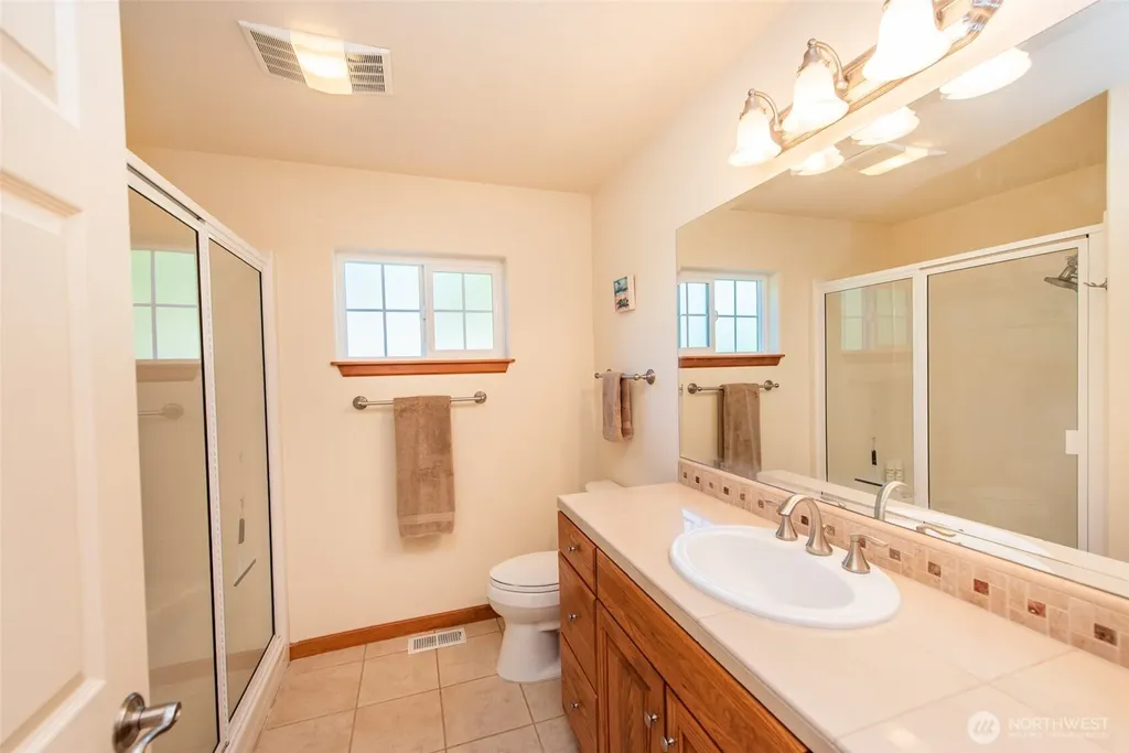 142 Charles Way Sequim WA 98382